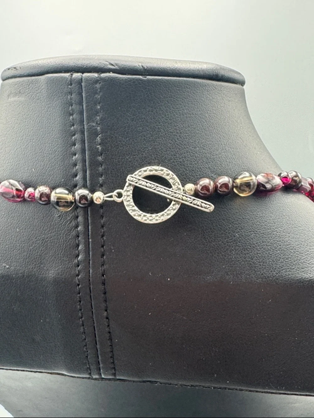 Garnet necklace - Picture 4 of 9